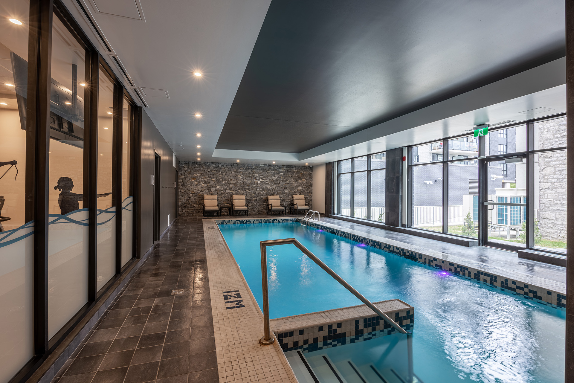 LibAylmer-Piscine-1920px